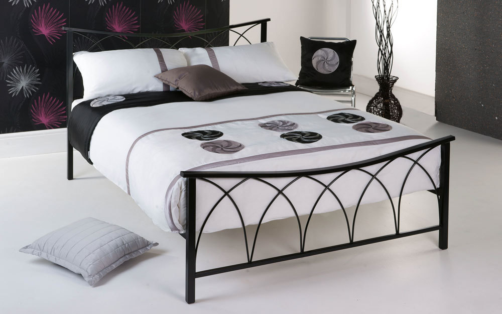 Elan Telesto Black Metal Bedstead, Small Double,