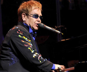 / Elton John in Ahoy - The Red Piano