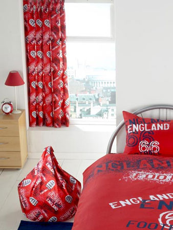 England Curtains `ed 66`Design 54 drop