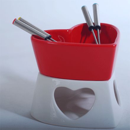 everythingplay Heart Shaped Chocolate Fondue Set