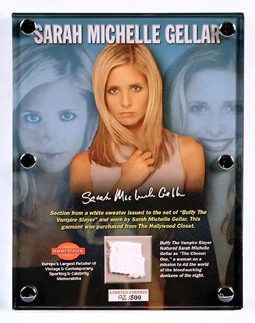 Sarah Michelle Gellar Limited edition swatch