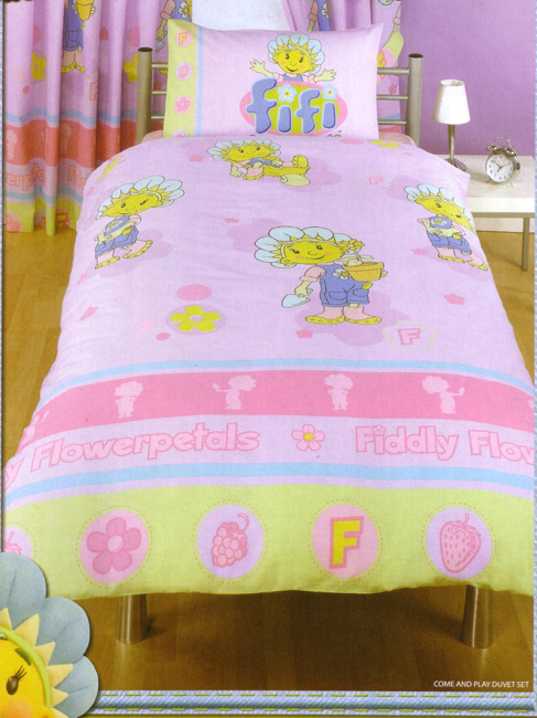 Come and Play Duvet Cover and Pillowcase Bedding