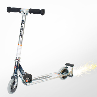 Firebox Razor Spark Scooter