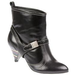 Female Winslet Leather Upper Textile/Other Lining Ankle in Black