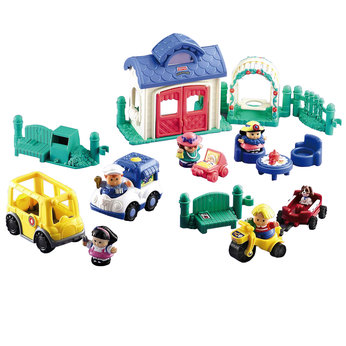 World of Little People Neighbourhood Vehicle and Playtime Set