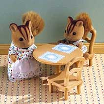 Flair Toys Sylvanian Families - Classic Table & Chairs