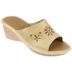 Fly Flot Female Flyl513 Leather Upper Leather insole Lining Comfort Small Sizes in Beige