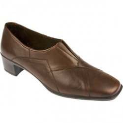 Fly Flot Womens Candy Leather Upper Textile Lining in Brown