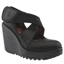 Fly London Female Cherry Chogo X Bar Wedge Leather Upper Evening in Black, Yellow