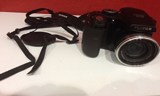 Fujifilm FinePix S5700 Digital Camera - Silver (7.0MP, 10x Optical Zoom) 2.5 inch LCD