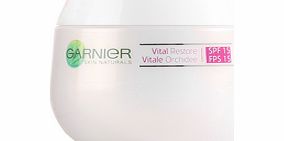 Garnier Skin Naturals Vital Restore Complete
