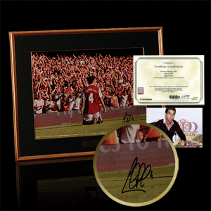 GBM 2007 Cesc Fabregas Arsenal `On Knees`Signed Poto 55x45