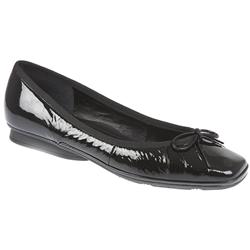 Geox Female Stephany 35 Leather Upper Leather Lining in Black