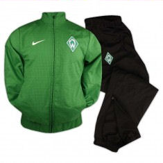 German teams Nike 09-10 Werder Bremen Woven Tracksuit (Green)