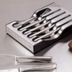 G Series 8Pce Steak Knife and Fork Set In