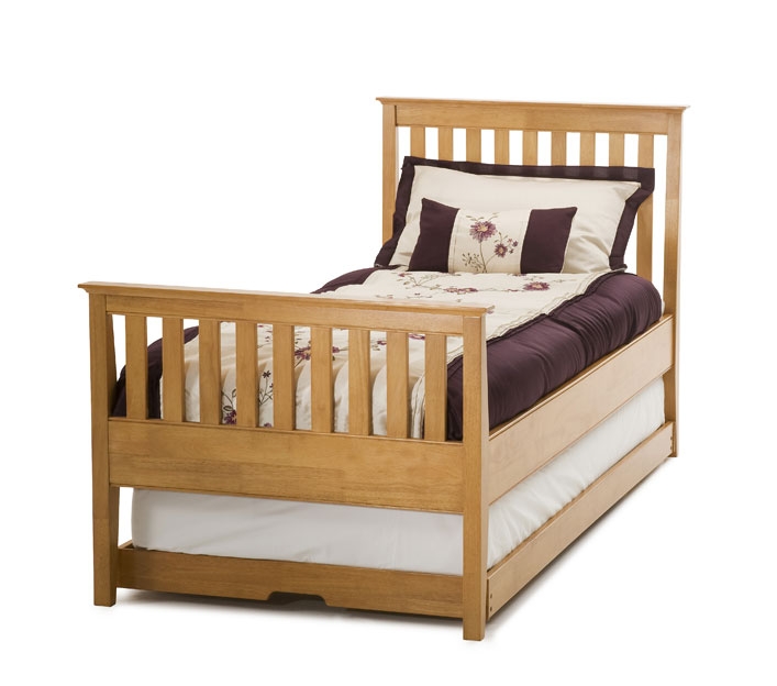 High Footend Guest Bed with Trundle Bed -