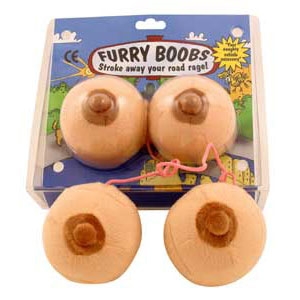han ging Furry Boobs