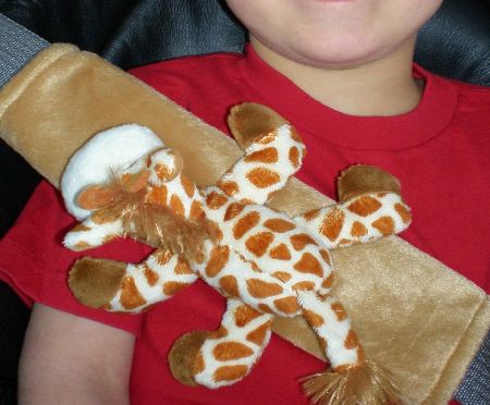 Happy Mummy Plush Seat Belt Cover Giraffe
