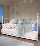 HASTINGS DAYBED WITH TRUNDLE