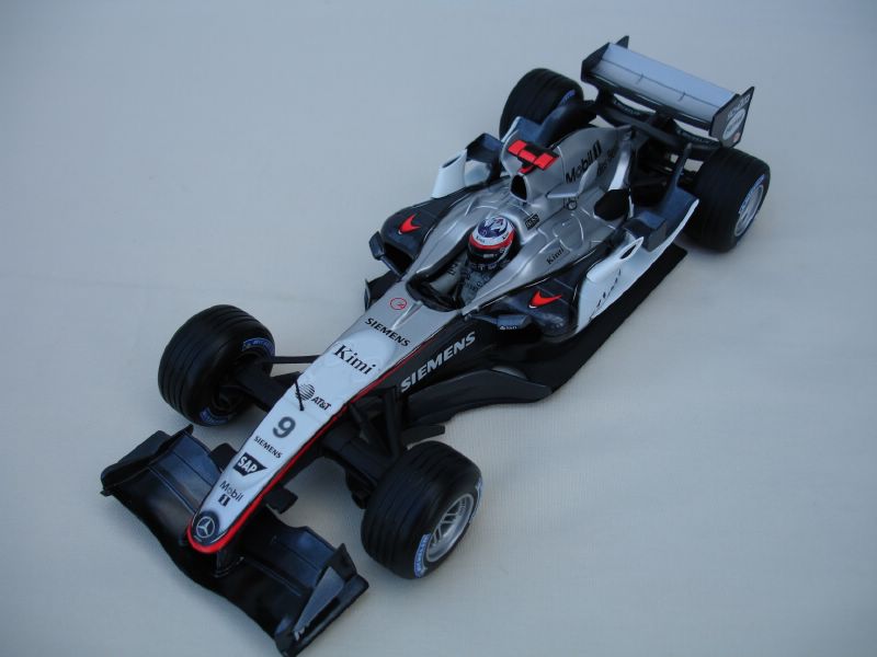 Hot Wheels McLaren-Mercedes F2005 MP4/20 Kimi Raikkonen in