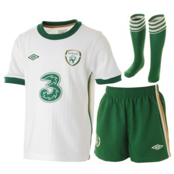Umbro 2011-12 Ireland Away Umbro Little Boys Mini Kit