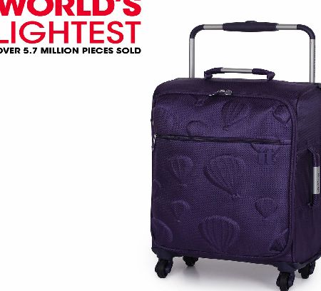 IT LUGGAGE 19`` 4 Wheel Moulded Worlds Lightest
