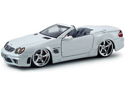 Mercedes-Benz SL65 AMG in Pearl White (1:24 scale)
