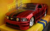 Jada Toys 2006 Ford Mustang GT in Metallic Red Scale 1/32