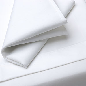 Mezzo Tablecloth, White, Oblong 177 x 274cm