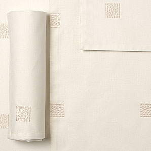 Terrace Tablecloth, Cream, 140 x 178cm