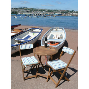 kreta Table 2 Chairs with Blue Stripes