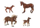 Le Toy Van Exclusive to Amazon.co.uk. Le Toy Van - Papo Horses Set 1 (English Thoroughbred Horse and Foal / Bre
