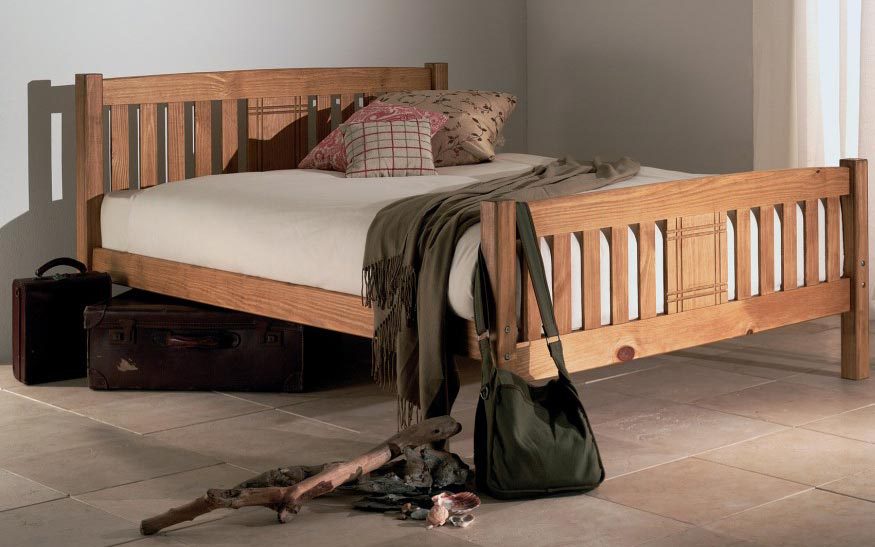 Sedna Wooden Bedstead, Small Double,