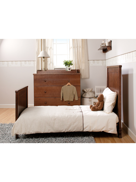 Lollipop Lane `ingsley`2 Piece Furniture Set. Includes Cot Bed, Changer / Dresser Unit