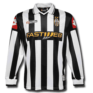 01-02 Juventus Home Long-sleeve Serie A shirt