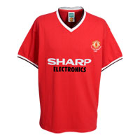 manchester United 1983 Cup Winners Home Shirt.