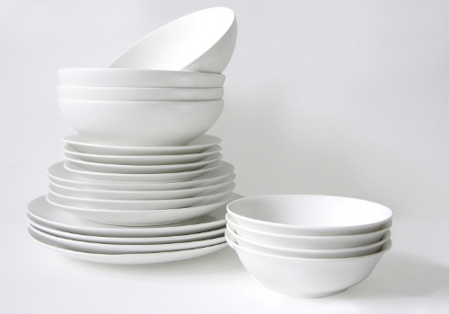 Porcelain Coupe 20 Piece Dining Set