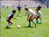 Media Storehouse Photo Jigsaw 16x12 (40x30cm) Soccer - World Cup Mexico 86 - Quarter Final - England v Argentina by PA Photos