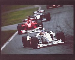Jacques Villeneuve BAR 2000 Photo Measures 25cm x 20cm (10`` x 8``)