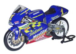 1:12 scale Suzuki RGV Gamma Telefonica MoviStar 500 GP Bike 2001 - Kenny Roberts