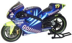 Minichamps 1:12 Scale Yamaha YZR 500 Team Gauloises GP Bike - Oliveier Jacques