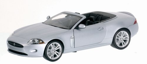 1/18 Scale Ready Made Die Cast - Jaguar X150 Cabriolet 2005 Silver Rhd