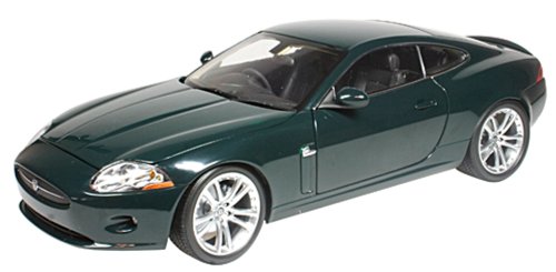 Minichamps 1/18 Scale Ready Made Die Cast - Jaguar X150 Coupe 2005 Green Rhd