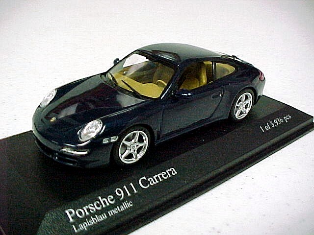 Porsche 911 Carrera 2004 blue (997) in Blue