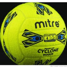 mitre Cyclone Indoor B5038 Football
