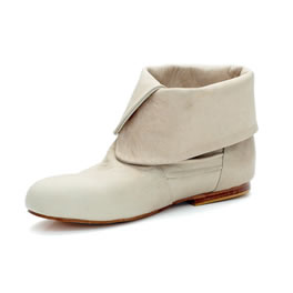 Vintage Bone Leather Cuffle Flat Ankle Boot
