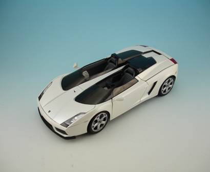 Mondo Lamborghini Concept S 2005 White