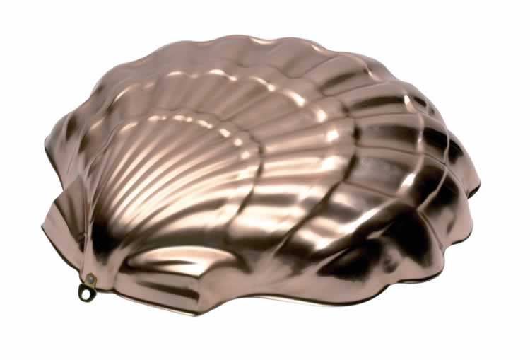 Large Copper shell mould 30cm.