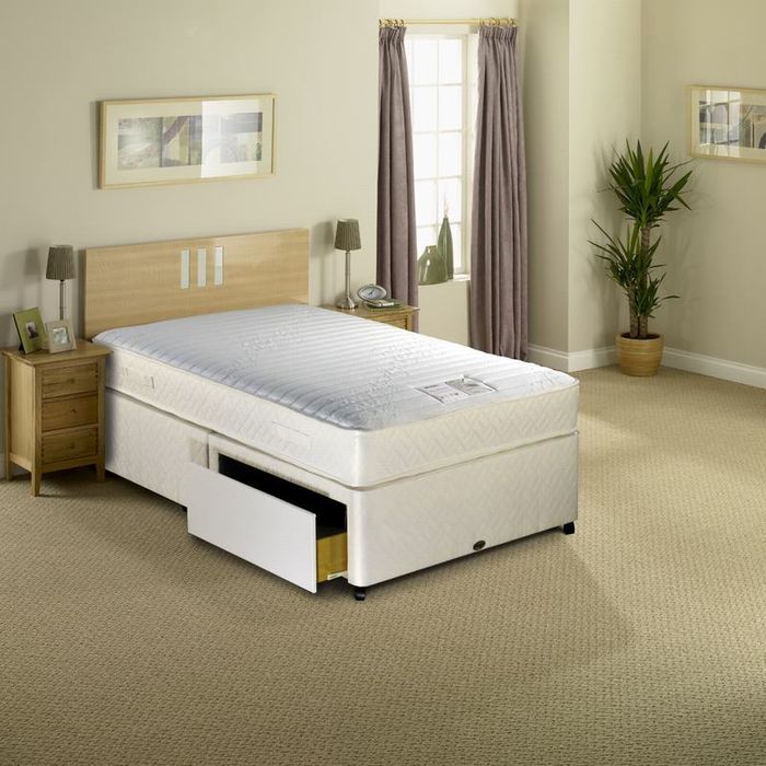 Resilience Memory  4ft 6 Double Divan Bed