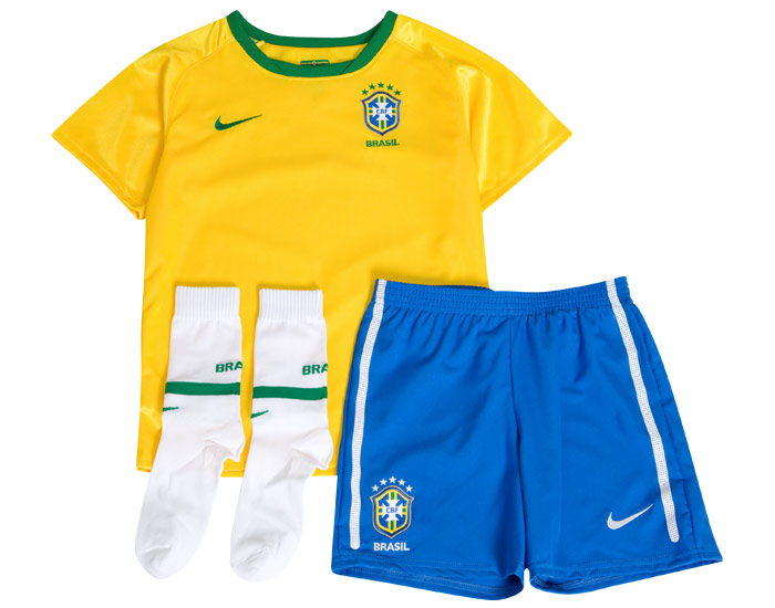 Nike 2010-11 Brazil Little Boys Home Kit